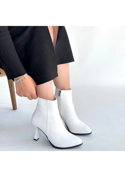 Xmpdby Mişha Beyaz Cilt Topuklu Bot (Numara: 38) fırsatları