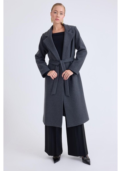 Ceket Yaka Kuşaklı Kaşe Kaban