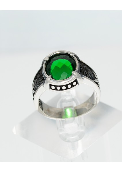 Yeşil Zirkon Taşlı 925 Ayar Gümüş Erkek Yüzük – Modern ve Şık Tasarım