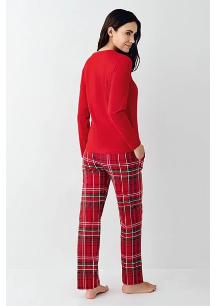 Kadın Yılbaşı Temalı %100 Pamuklu Uzun Kollu Bisiklet Yaka Pijama Takımı fırsatları