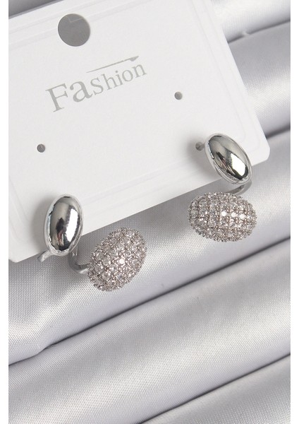 Pirinç Gümüş Renk Zirkon Taşlı Bombeli Model Kadın Küpe