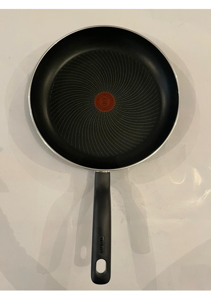 Titanyum Indüksiyon Tabanlı 30 cm Tava