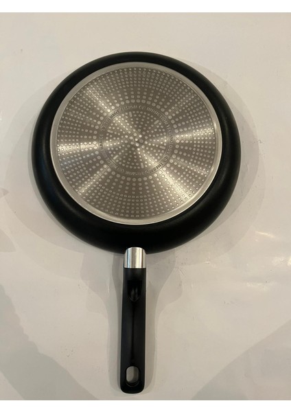 Titanyum Indüksiyon Tabanlı 30 cm Tava fiyatları