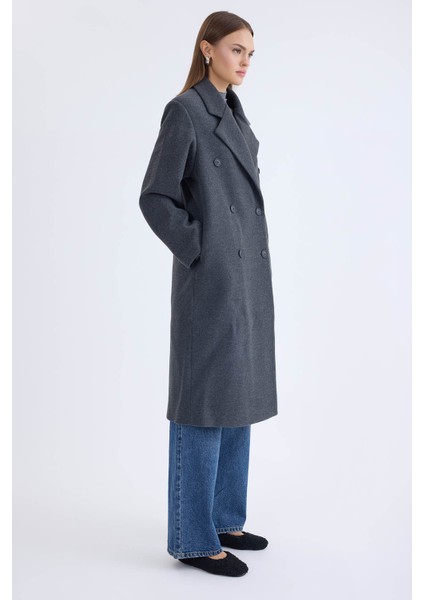 Düğmeli Uzun Kaşe Kaban