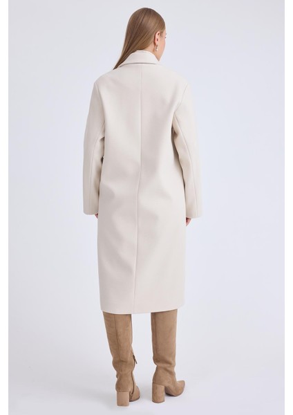 Düğmeli Uzun Kaşe Kaban