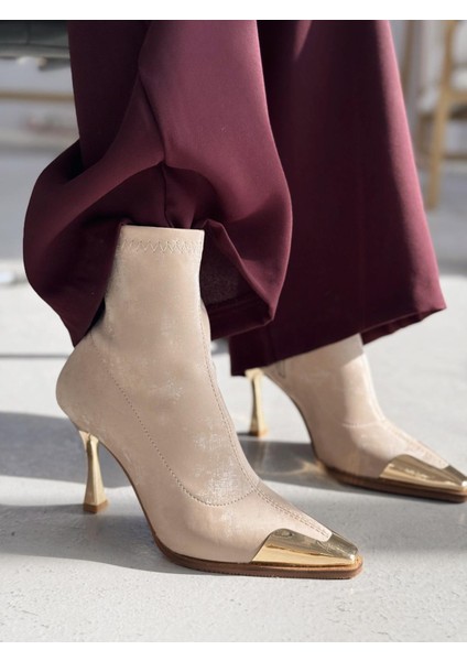 Rosavi Kadın Topuklu Streç Bot Bej Nubuk