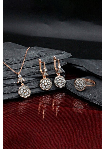 Gümüş Gül Modeli Takı Seti 925 Ayar Elmas Montürü 3 Parça Şık Tasarım indirimleri