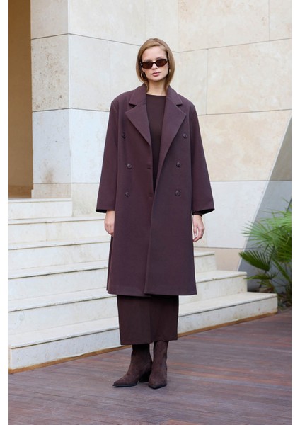 Düğmeli Uzun Kaşe Kaban