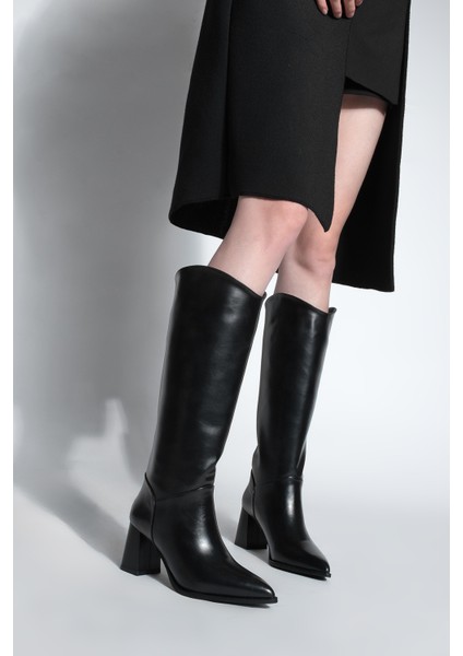Kadın Sivri Burun Kalın Topuklu Fermuarsız Topuklu Çizme Tines Siyah