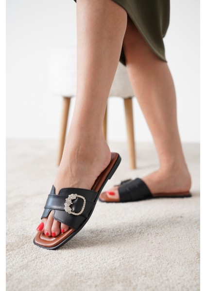 Ovest Taş Tokalı Cilt Kadın Günlük Terlik