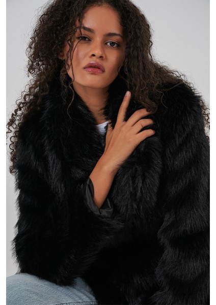 Kadın Kemerli Oversize Kürklü Kaban 9156 - Siyah modelleri