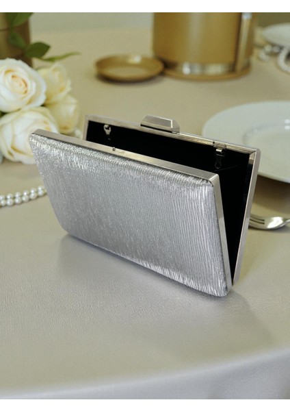 Gümüş Lazer Çizgili Desenli Abiye Çanta Gece Nikah Düğün Nişan Mezuniyet Portföy modelleri