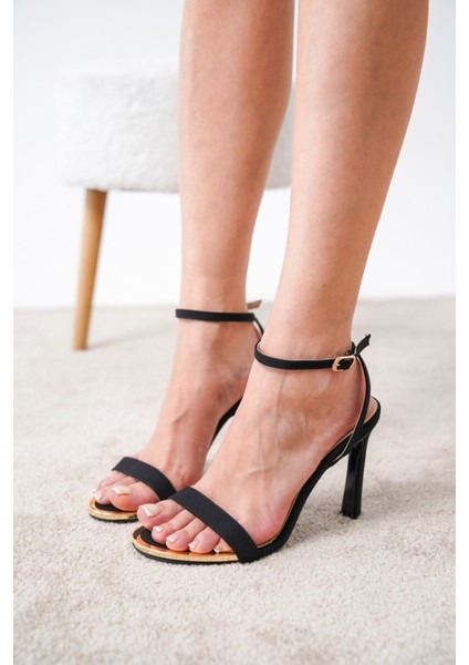 Zerby Gold Detaylı Kadın Topuklu Ayakkabı