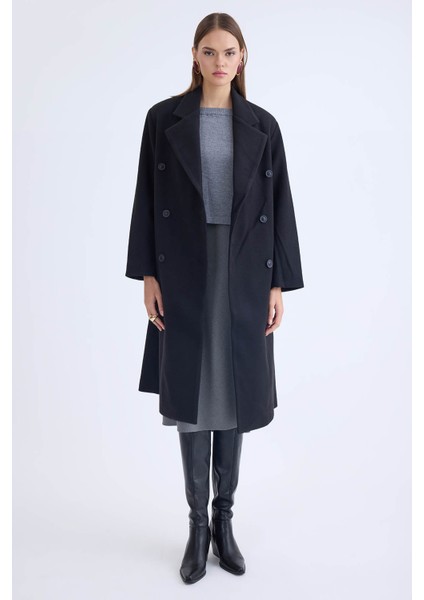 Düğmeli Uzun Kaşe Kaban