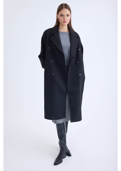 Düğmeli Uzun Kaşe Kaban modelleri