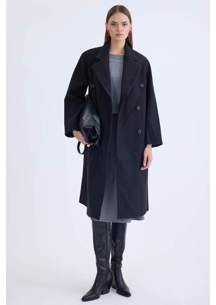 Düğmeli Uzun Kaşe Kaban