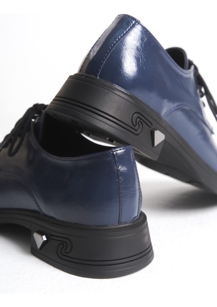 Apex Bağcıklı Rugan Kadın Oxford Ayakkabı fırsatları