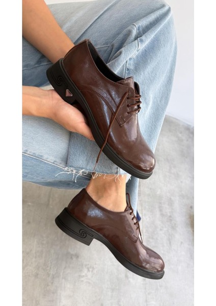 Apex Bağcıklı Rugan Kadın Oxford Ayakkabı