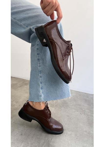 Apex Bağcıklı Rugan Kadın Oxford Ayakkabı