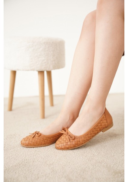 Twis Kadın Örgü Detaylı Fiyonklu Deri Babet