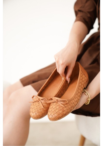 Twis Kadın Örgü Detaylı Fiyonklu Deri Babet fırsatları