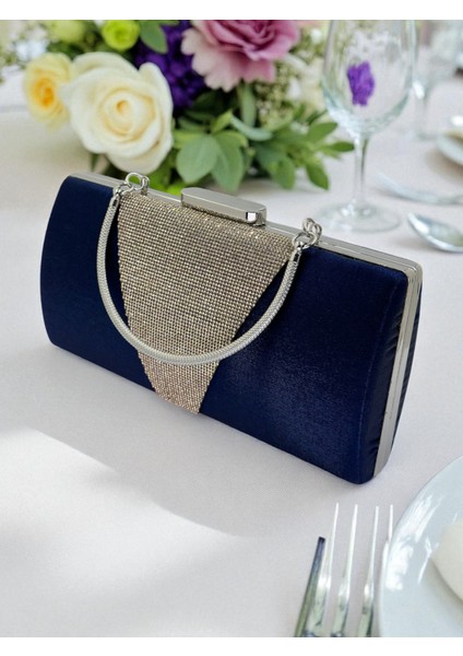 Lacivert Kristal Gümüş Taşlı Saten Abiye Çanta, Metal Saplı Şıklık fiyatları