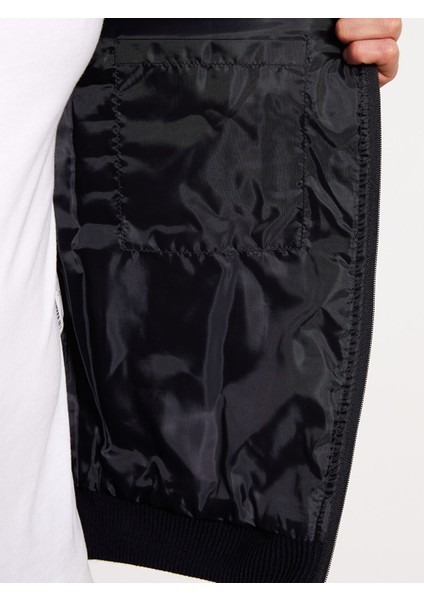 Yeni Sezon Standart Kalıp Kolej Yaka Erkek Triko Mont indirimleri