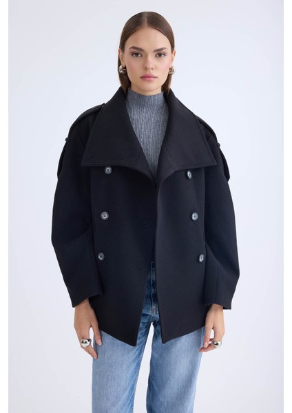 Apolet Detaylı Kısa Kaşe Kaban