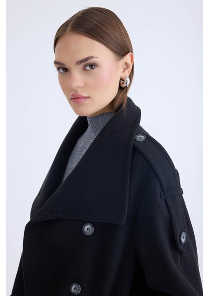 Apolet Detaylı Kısa Kaşe Kaban fırsatları