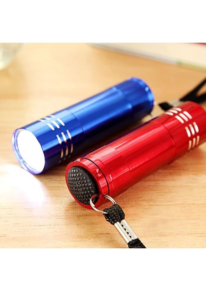 3 Adet Pilli Fener Metal Mini 9 Ledli Acil Durum Enerji Krizi Deprem Çantası Kamp indirimleri