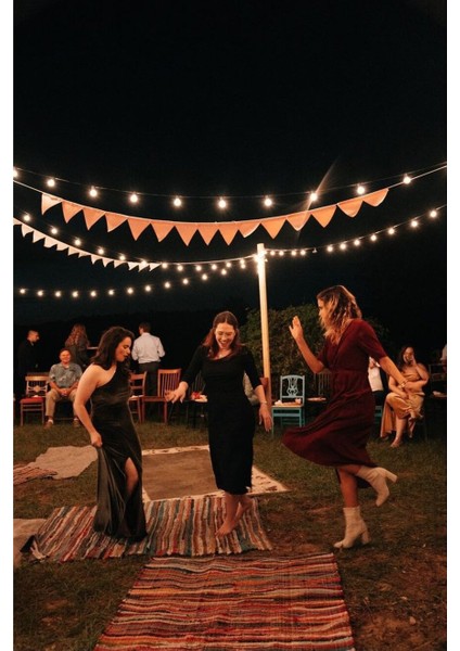 5 Metre 5 Duylu Sarmaşık Eklenebilir Dış Mekan Duy LED , 5 Adet Günışığı Ampul Dahil