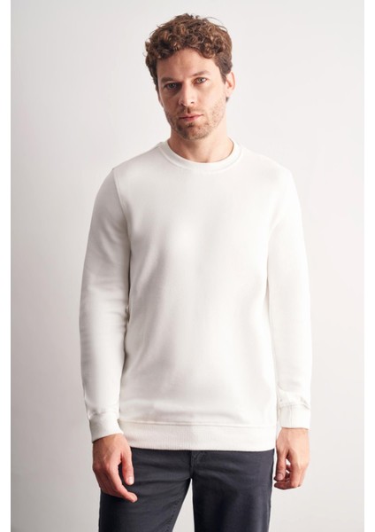 Krem Uzun Kol Bisiklet Yaka Düz Pamuklu Comfort Fit Sweatshirt 1013255150