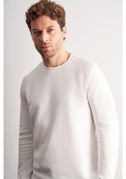 Krem Uzun Kol Bisiklet Yaka Düz Pamuklu Comfort Fit Sweatshirt 1013255150