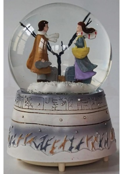 Işıklı Müzikli Kar Küresi Kış Masalı 16 cm Büyük Boy Renkli Işıklar ve Müzik Özelliği indirimleri