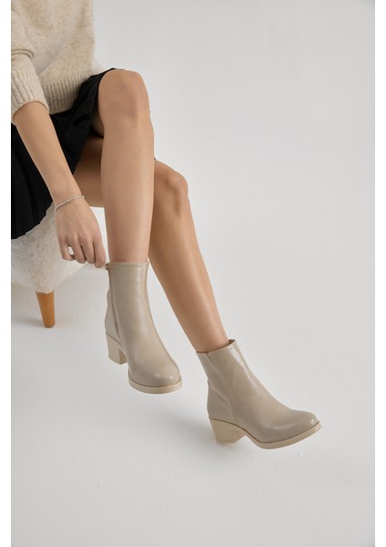 Kadın Bej Cilt Termo Taban Fermuarlı Topuklu Bot modelleri