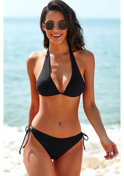Kadın Siyah Belden, Boyundan Bağlamalı ve Ayarlanabilir Külotlu Üçgen Bikini Mayo Takımı