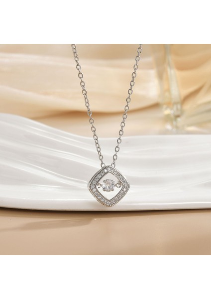 Yeni Basit Titanyum Çelik Kolye Kadın 18K Gül Altın Dört Yapraklı Yonca Kolye Ins Gelgit Net Kırmızı Patlama Modelleri Zinciri (Yurt Dışından)