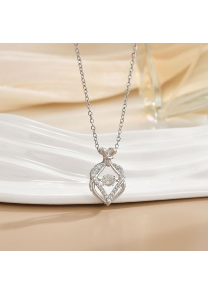 Yeni Basit Titanyum Çelik Kolye Kadın 18K Gül Altın Dört Yapraklı Yonca Kolye Ins Gelgit Net Kırmızı Patlama Modelleri Zinciri (Yurt Dışından)