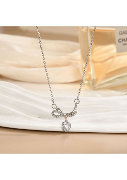 Yeni Titanyum Çelik Kolye Kadın Mizaç Mikro-Set Zirkon Kişilik Kıdemli Duygusu Zincir Takı (Yurt Dışından)