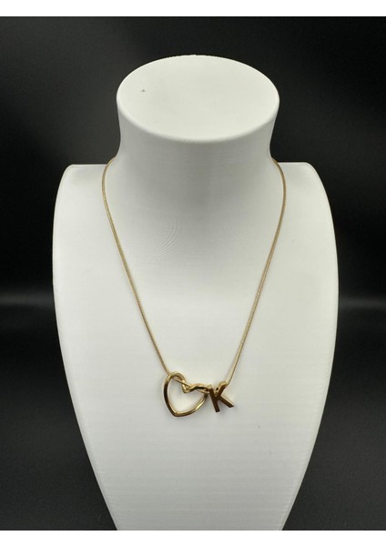 Altın Renk Kalp ve K Harfi Detaylı Çelik Kolye