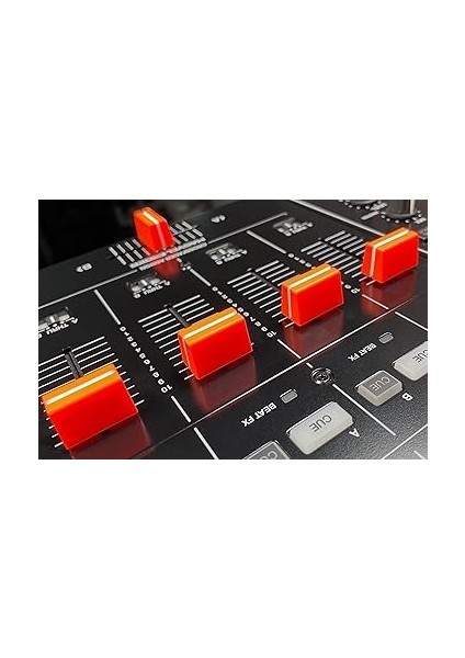 Techtools Chroma Caps Pro Pack (Neon Orange) | Chroma Caps Pro Paketi: 12X 90º Super Knobs, 5x Fader Pro, 3x Magvel Fader Pro. fırsatları