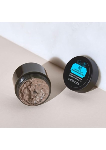 Body Shop Himalayan Charcoal - Toksinlerden Arındırıcı Işıltı Veren Maske 15ML indirimleri