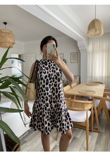 Kadın Kolsuz Sırttan Bağlamalı Fırfırlı Leopar Desenli Süprem Elbise modelleri