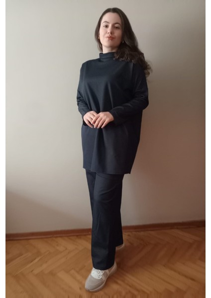 Ikili Spor Takım Standart BEDEN38-46 Uyumludur Geniş Kalıptır Rengi Lacivert