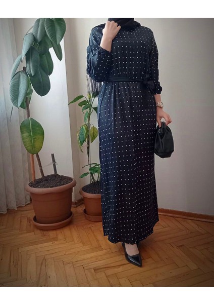 Puantiyeli Elbise Kumaşı Saten Standart BEDEN38-42