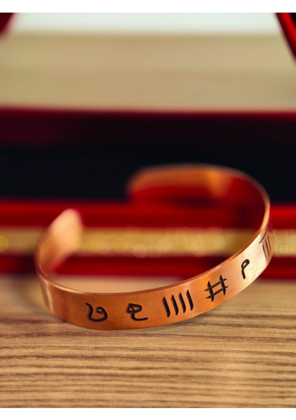 Saf Bakır Bileklik El Yapımı Üzerinde Özel Tasarımlar