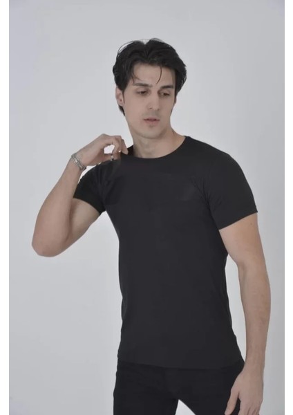 Unisex Göğüs File Aksesuarlı T-Shirt - Siyah