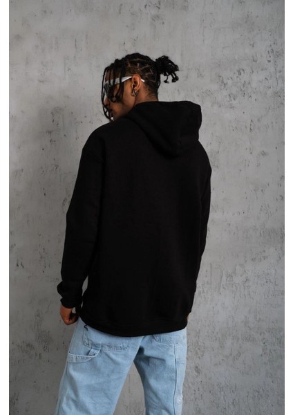 Erkek Oversize Kapüşonlu Sweatshirt – Siyah Renk Üç Iplik Içi Pamuklu Kanguru Cepli Baskıl modelleri