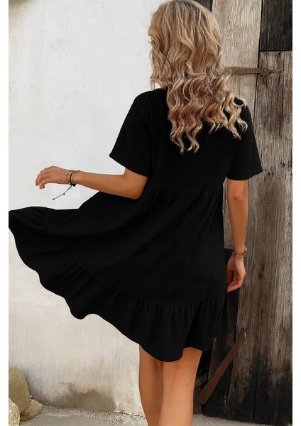 Kadın Kısa Kollu Yakası Bağcıklı Önden Düğmeli Fırfır Desenli Süprem Elbise modelleri