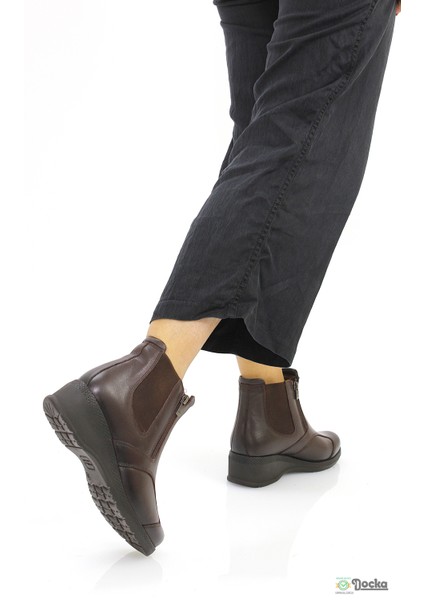 Kadın Fermuarlı Deri Ortopedik Kaymaz Dolgu Taban Günlük Anne Botu F24/KB25652 fiyatları